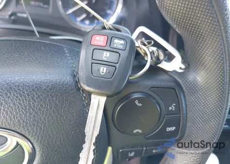 2019 Toyota Corolla Le from USA, damaged, VIN 2T1BURHE2KC150721